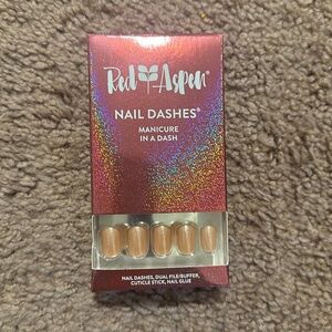 Red aspen nail dash